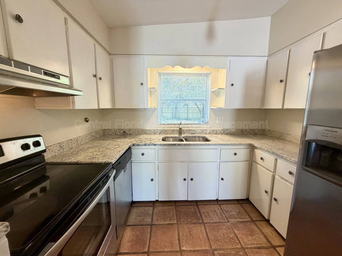 House for rent at 2619 E Washington St, Orlando, FL 32803
