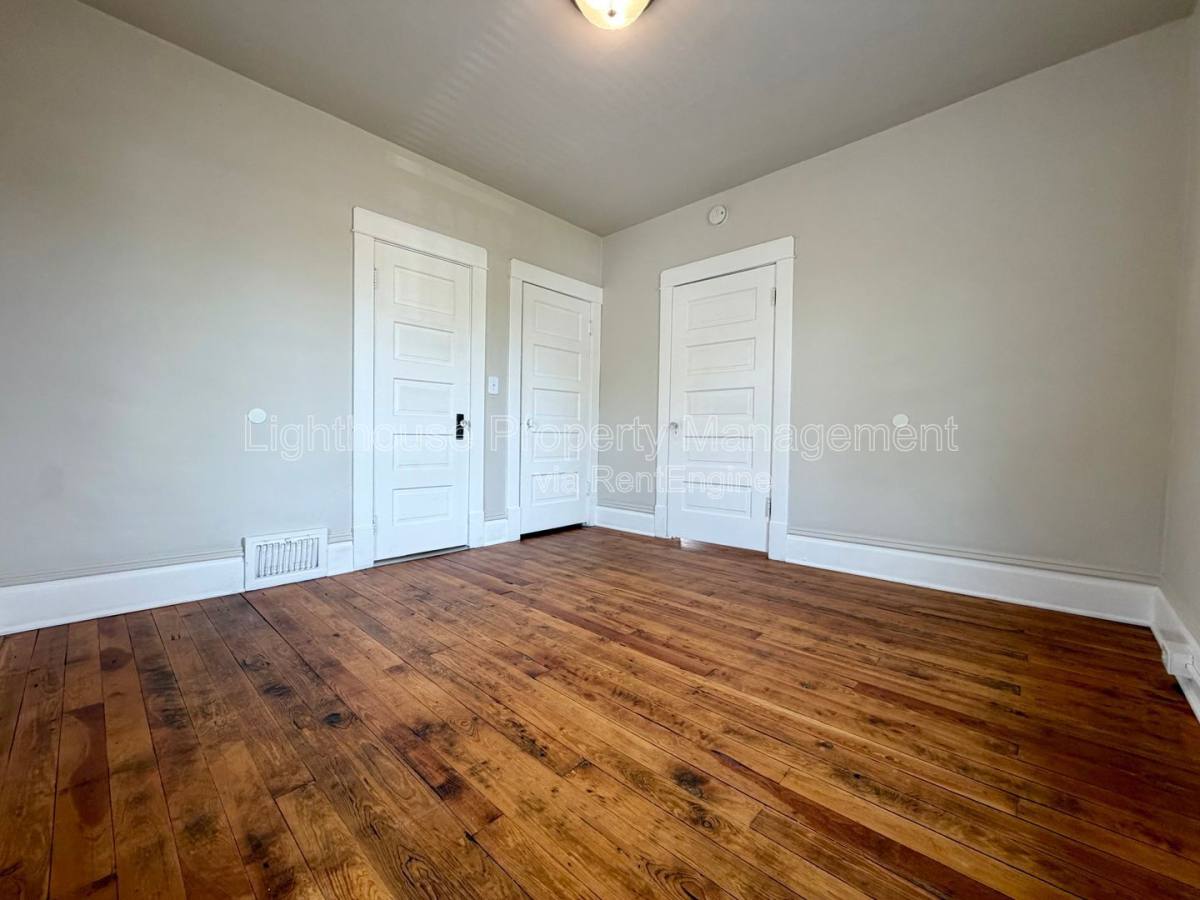 Apartment for rent at 1242 Davis Ave NW, Grand Rapids, MI 49504