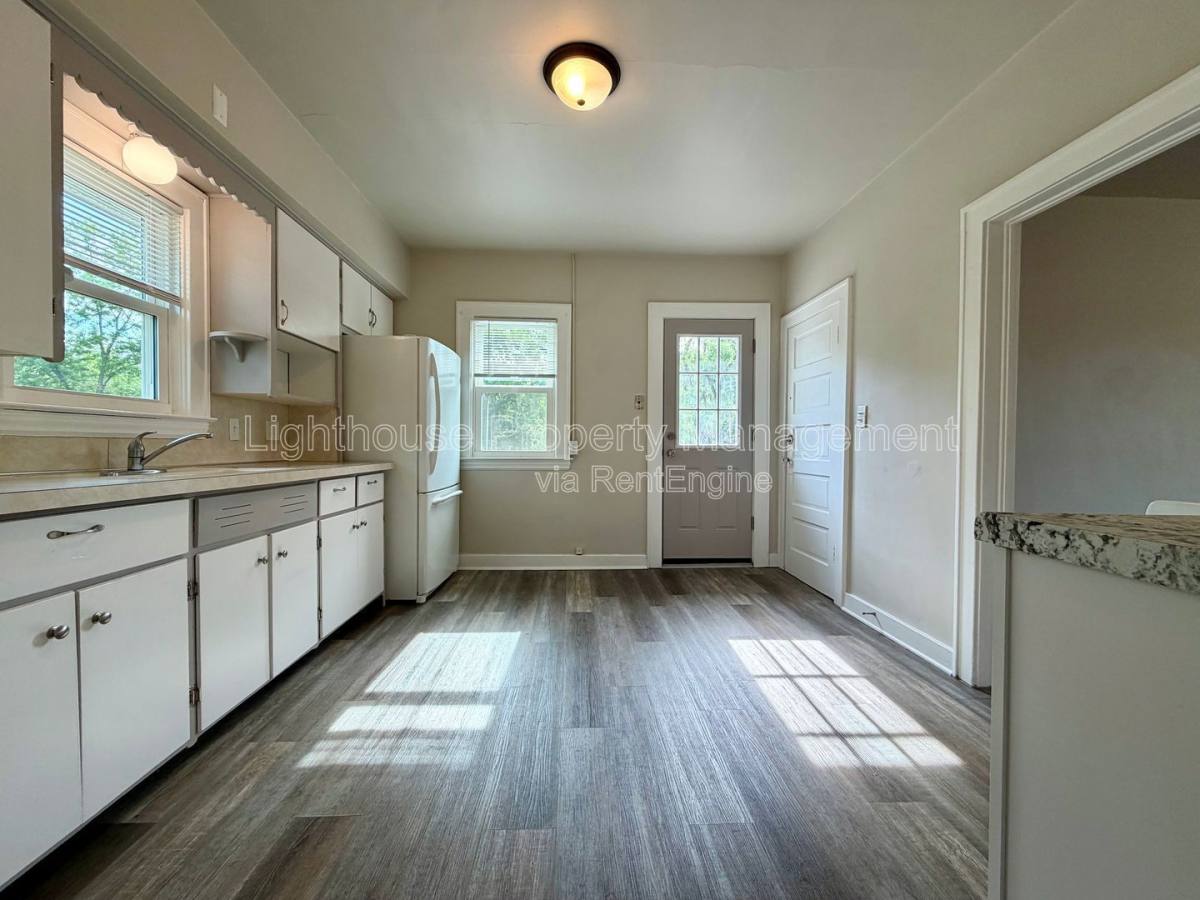 Apartment for rent at 1242 Davis Ave NW, Grand Rapids, MI 49504