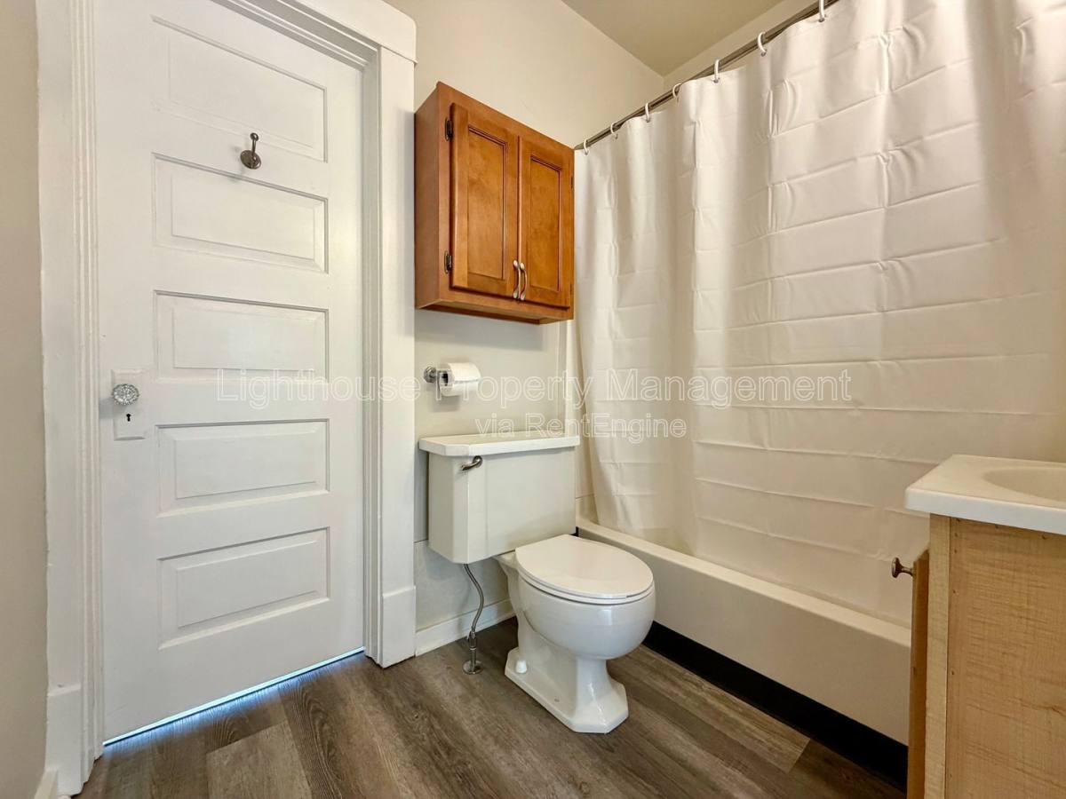 Apartment for rent at 1242 Davis Ave NW, Grand Rapids, MI 49504