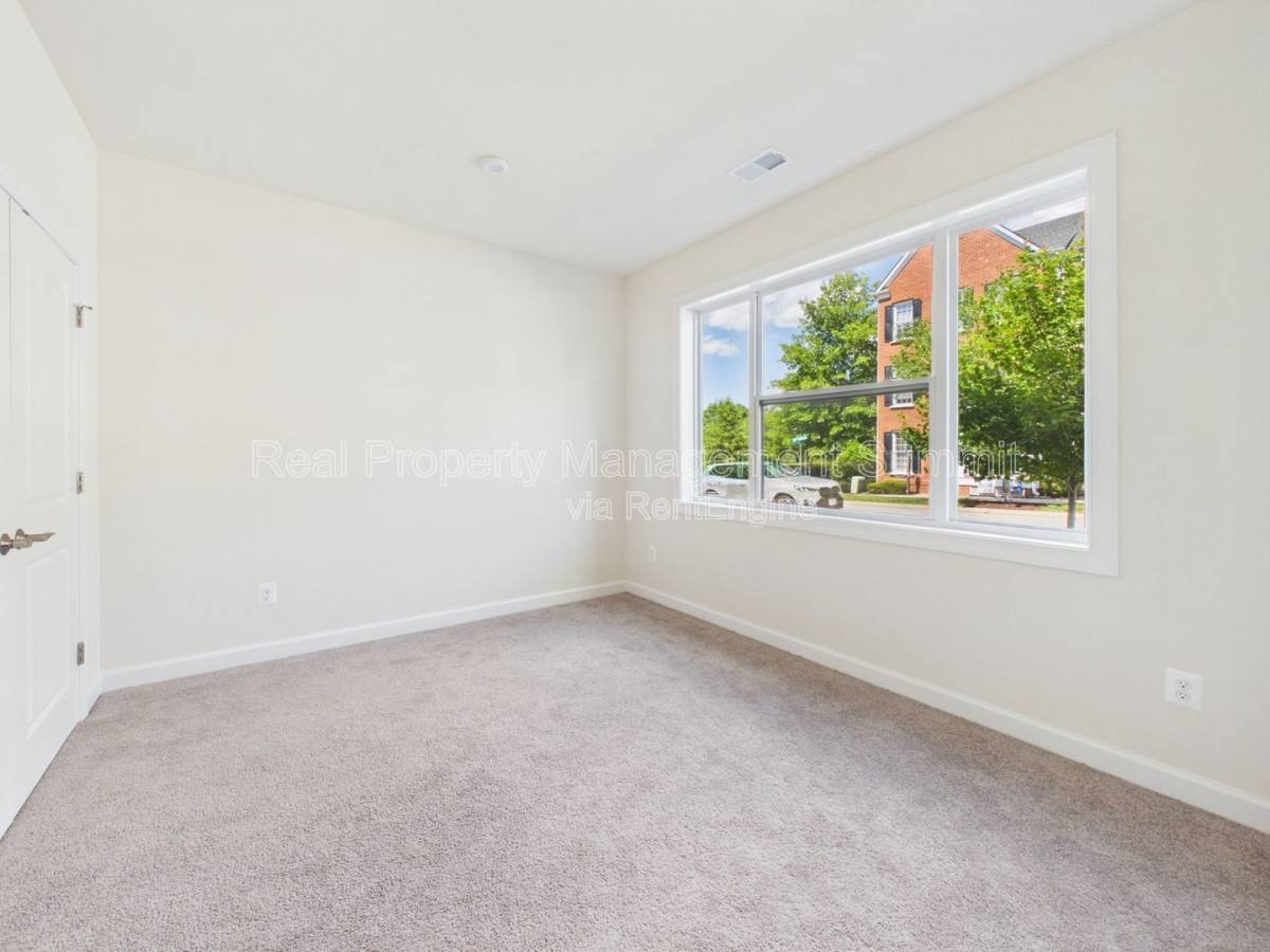House for rent at 1241 Old Trail Dr, Crozet, VA 22932