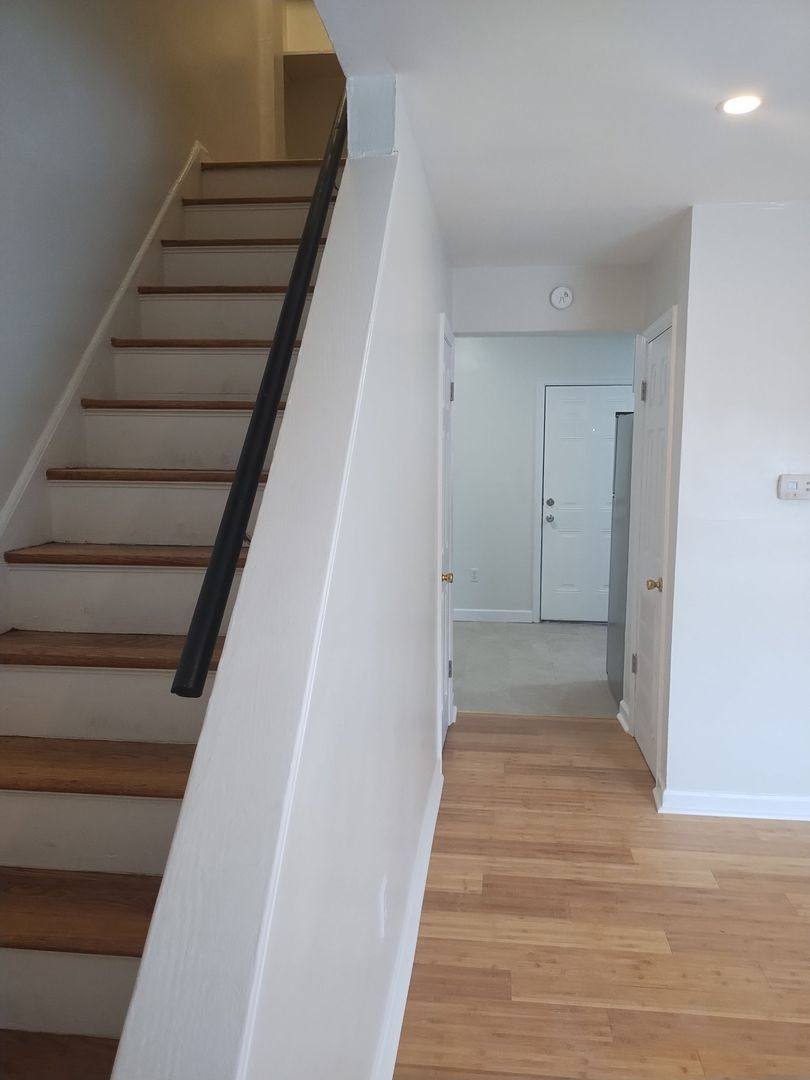 Apartment for rent at 104 Poe St #A, Richmond, VA 23222
