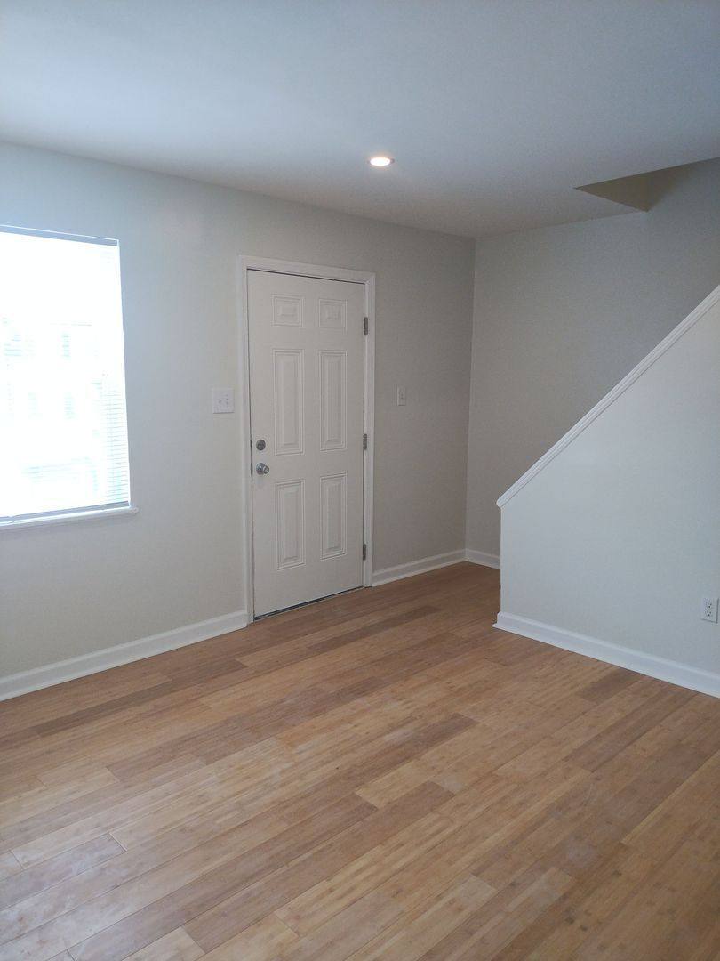 Apartment for rent at 104 Poe St #A, Richmond, VA 23222