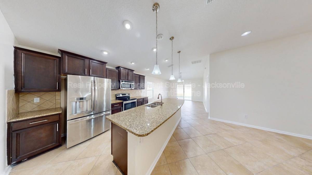 House for rent at 630 Glendale Lane, Orange Park, FL 32065