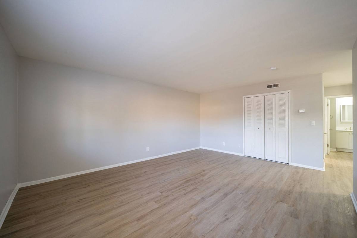 Apartment for rent at 651 Riverview Dr #1, Columbus, OH 43202