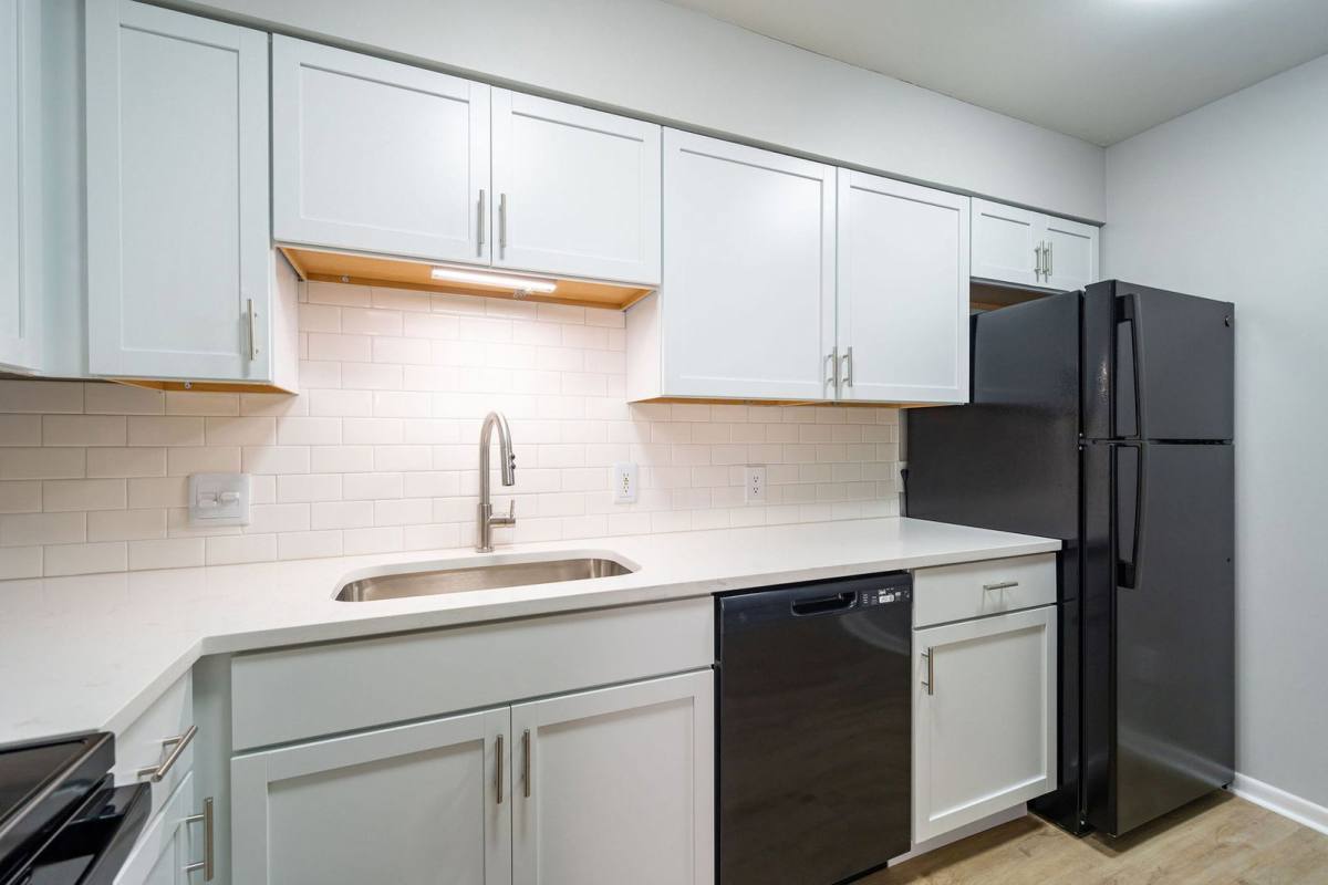 Apartment for rent at 651 Riverview Dr #1, Columbus, OH 43202