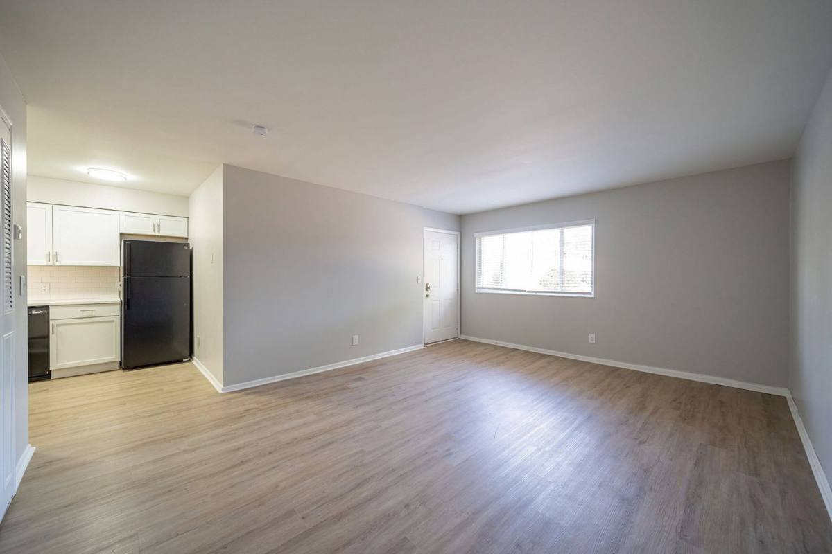 Apartment for rent at 651 Riverview Dr #1, Columbus, OH 43202