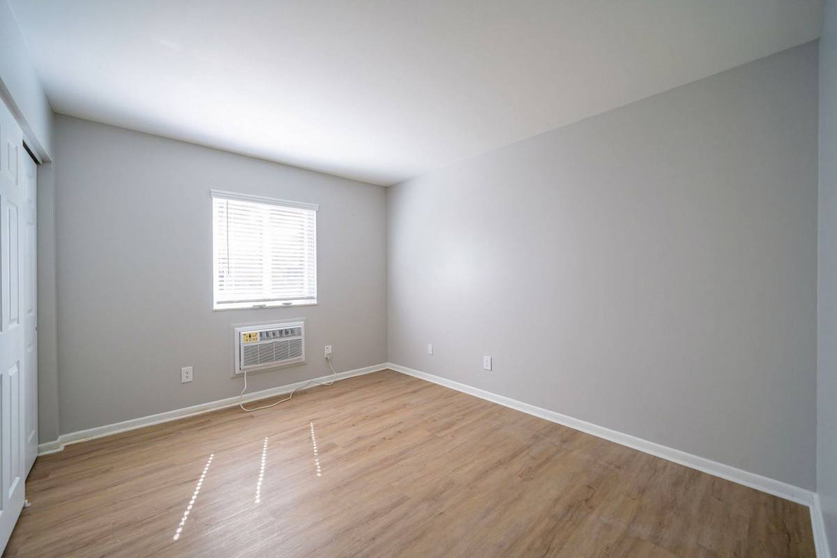 Apartment for rent at 651 Riverview Dr #1, Columbus, OH 43202