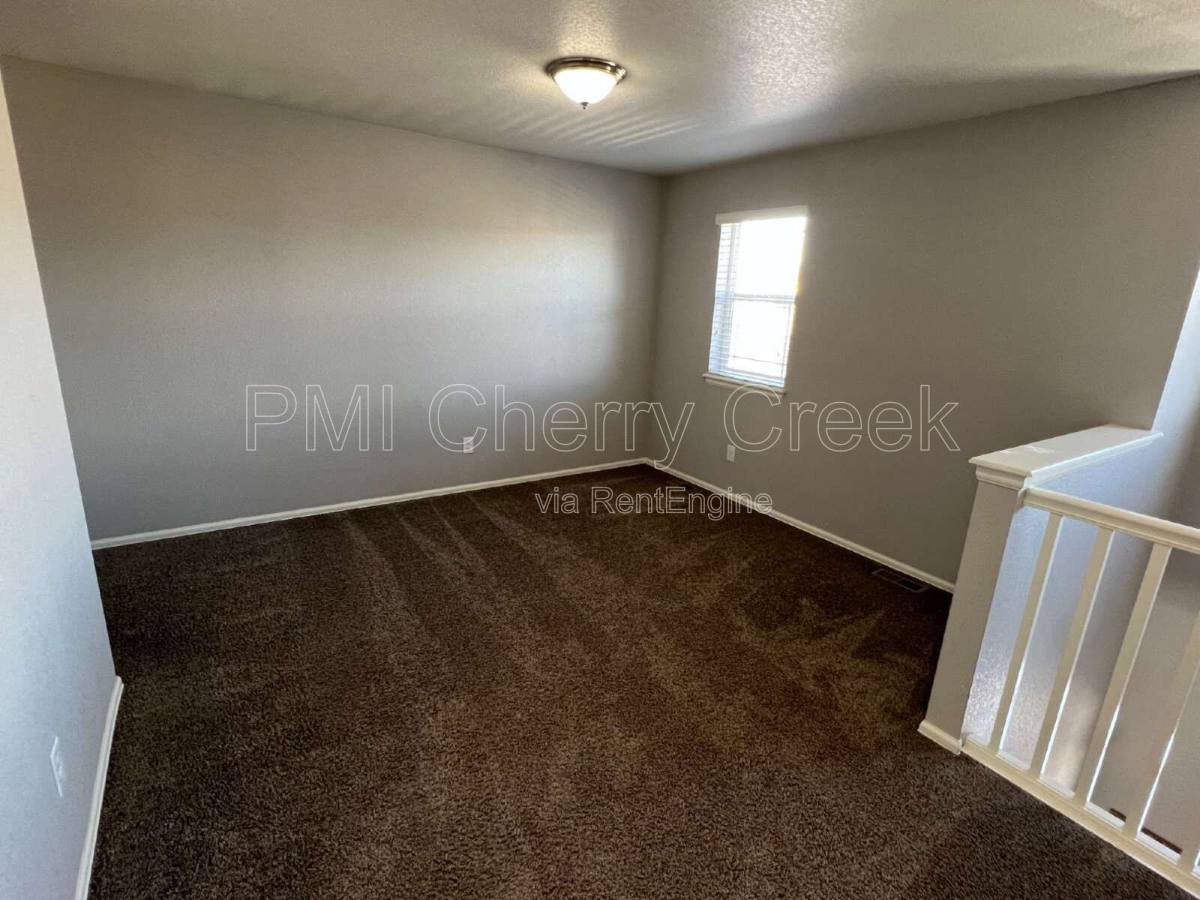 House for rent at 22472 E Union Circle, Aurora, CO 80015