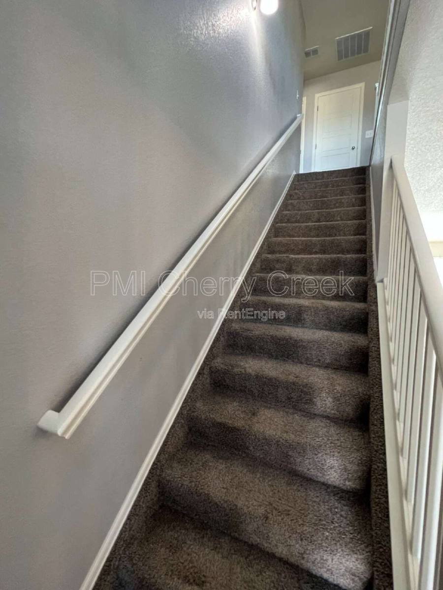 House for rent at 22472 E Union Circle, Aurora, CO 80015