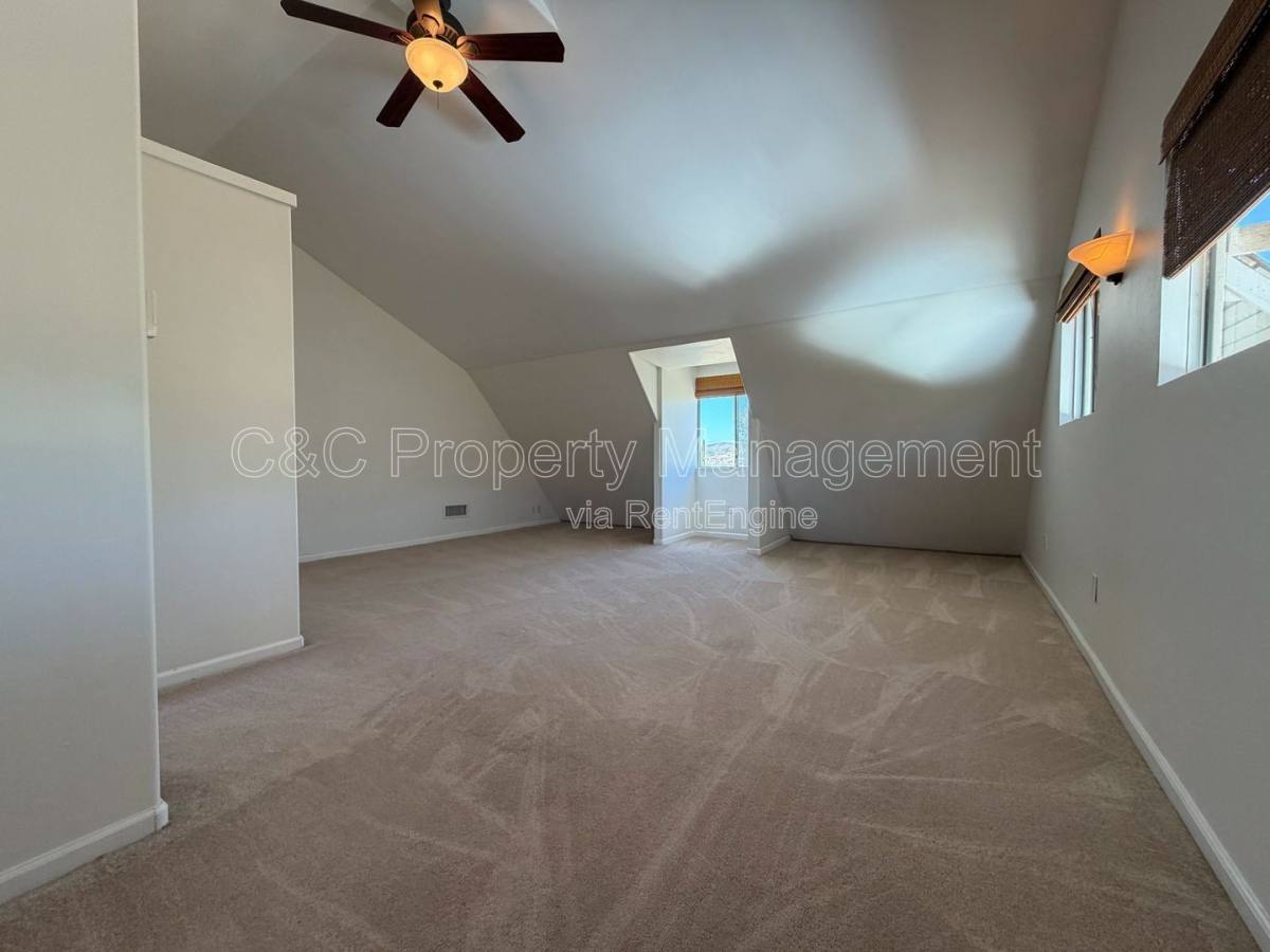 Townhouse for rent at 38101 Via Lobato, Temecula, CA 92592