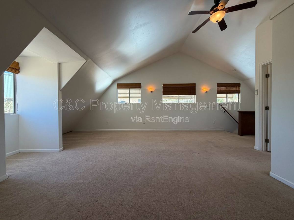 Townhouse for rent at 38101 Via Lobato, Temecula, CA 92592