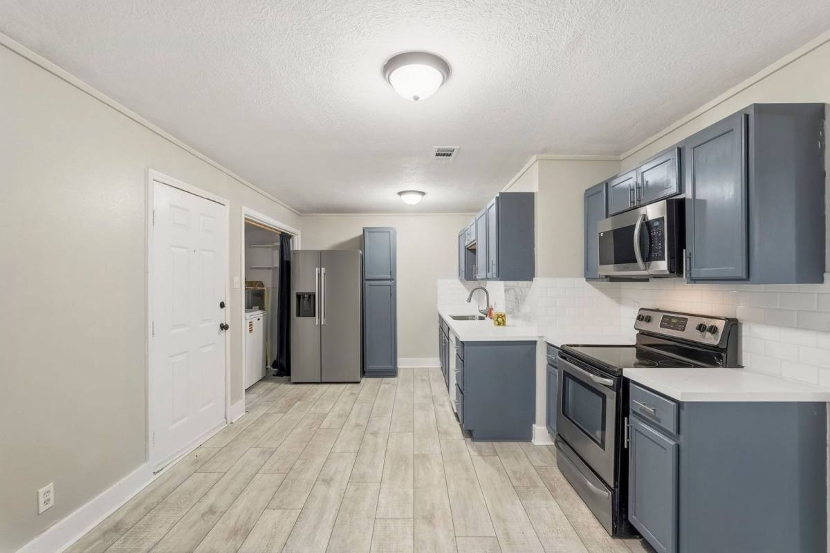 House for rent at 406 Gresham St, Baytown, TX 77520