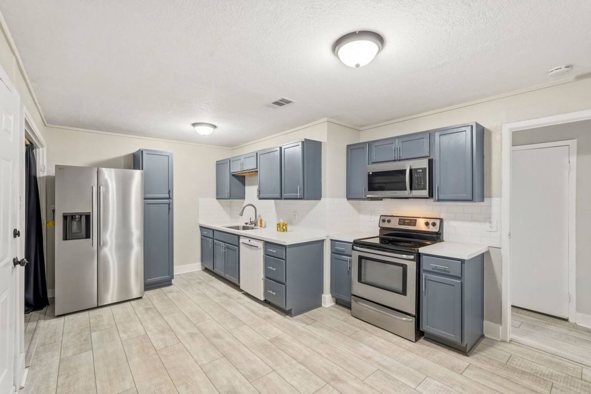 House for rent at 406 Gresham St, Baytown, TX 77520