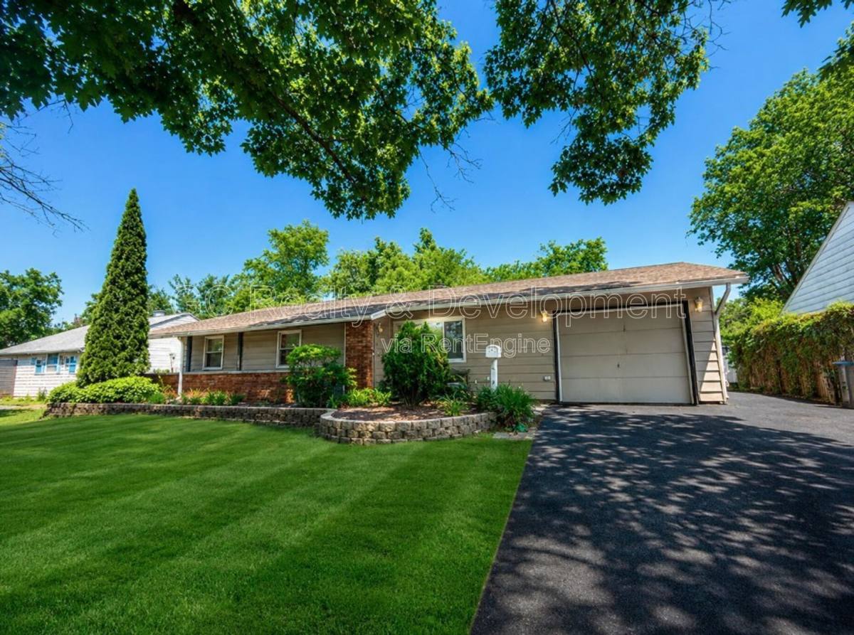 House for rent at 14949 Highland Ave, Orland Park, IL 60462