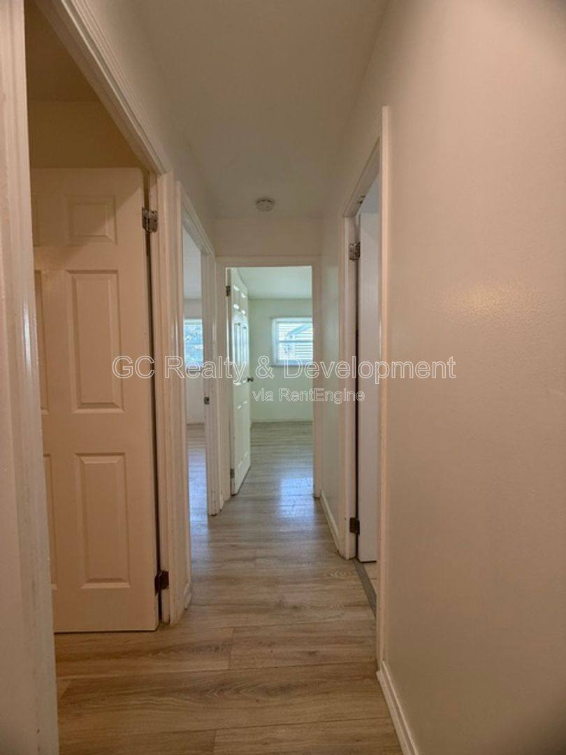 House for rent at 14949 Highland Ave, Orland Park, IL 60462