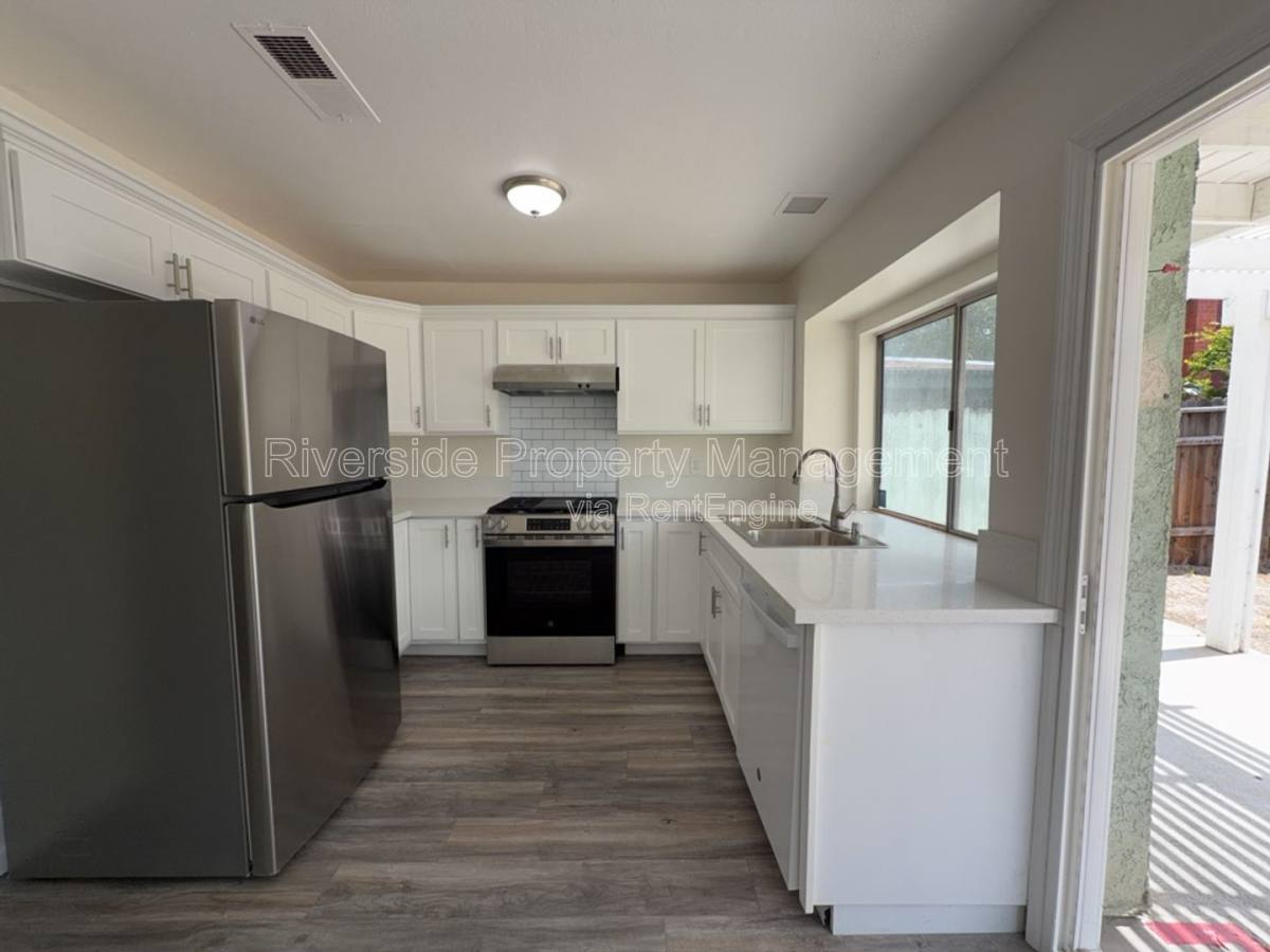 House for rent at 11883 Bayless St, Moreno Valley, CA 92557