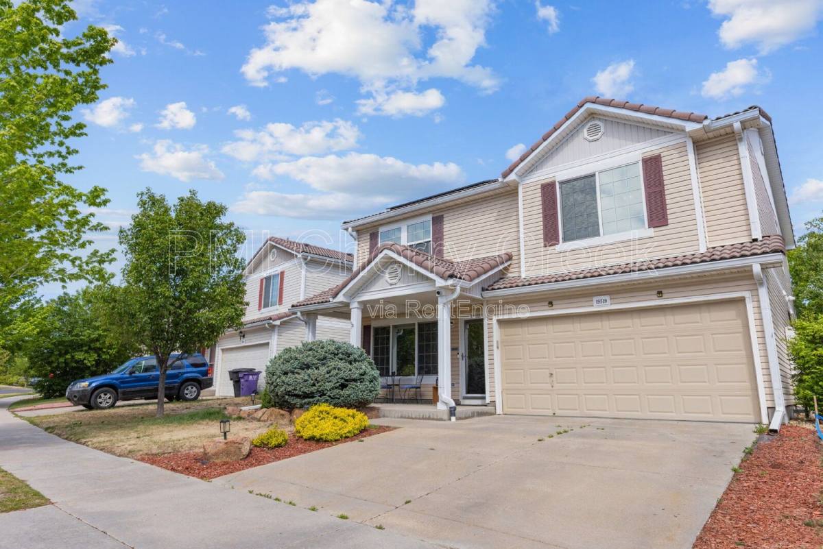 House for rent at 19519 E 50th Dr, Denver, CO 80249