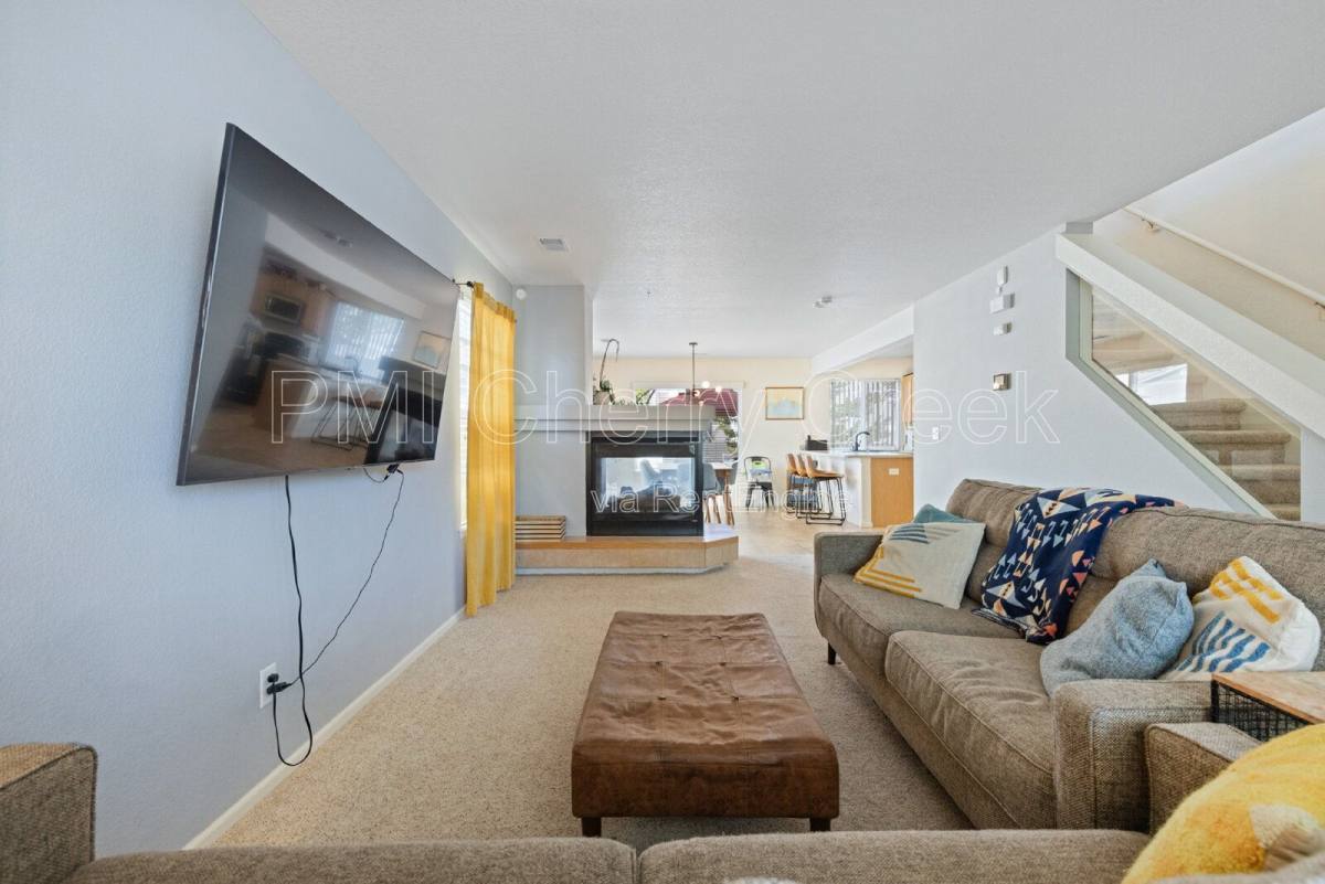 House for rent at 19519 E 50th Dr, Denver, CO 80249