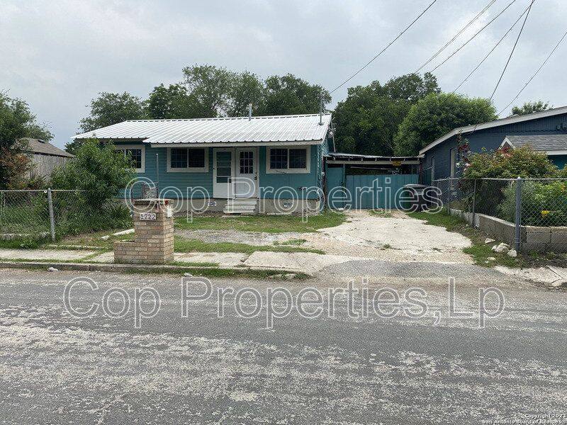 Apartment for rent at 1222 Brighton Ave #B, San Antonio, TX 78211