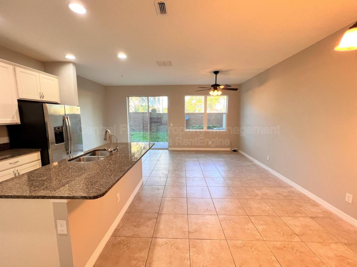 Townhouse for rent at 1123 Palma Verde Place, Apopka, FL 32712
