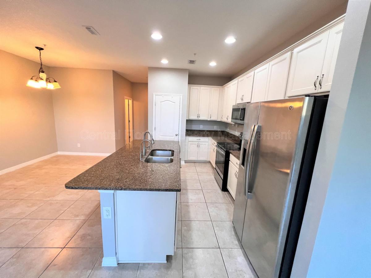 Townhouse for rent at 1123 Palma Verde Place, Apopka, FL 32712