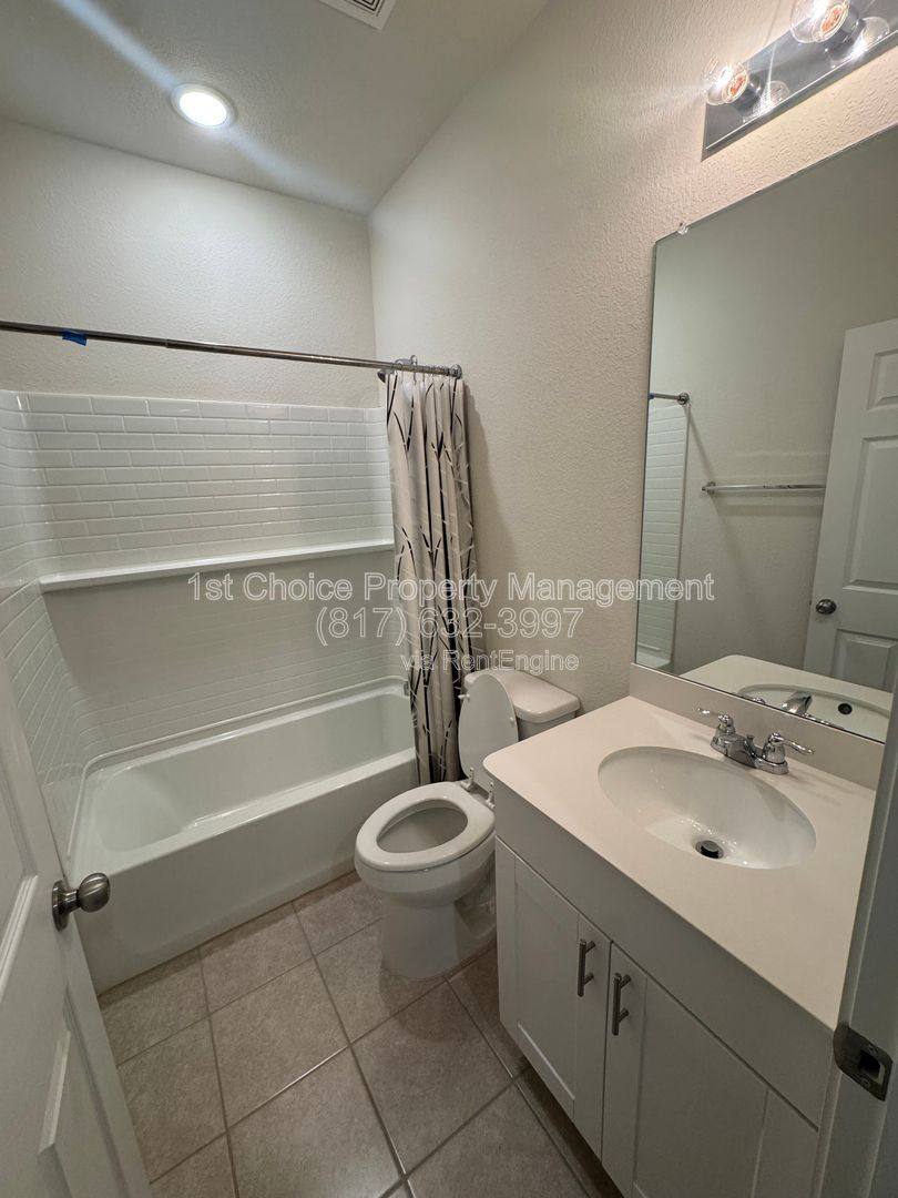 House for rent at 8132 Cedar Lake Lane, Fort Worth, TX 76123