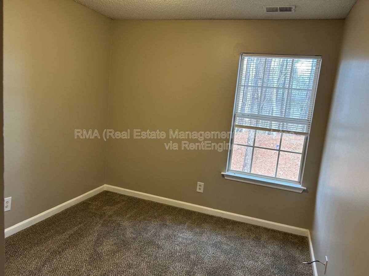 House for rent at 1840 Carrington Dr, Griffin, GA 30224