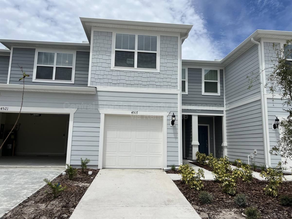 Townhouse for rent at 4517 Sparkling Shell Ave, Kissimmee, FL 34746