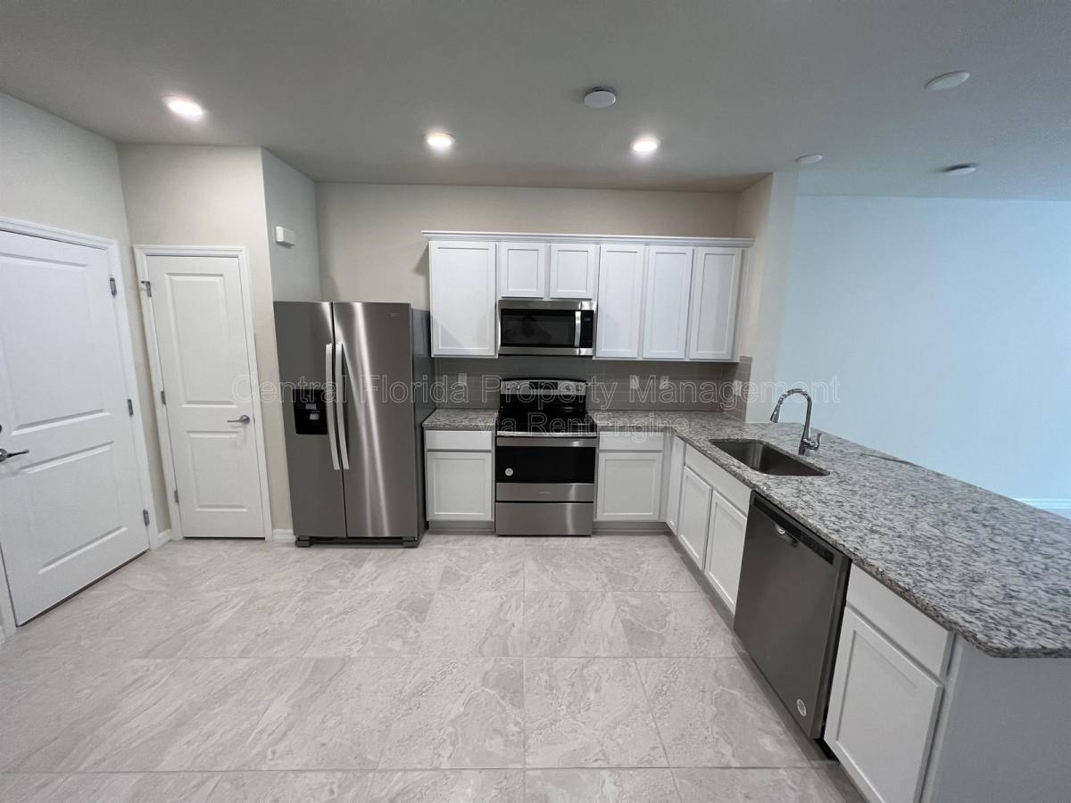 Townhouse for rent at 4517 Sparkling Shell Ave, Kissimmee, FL 34746