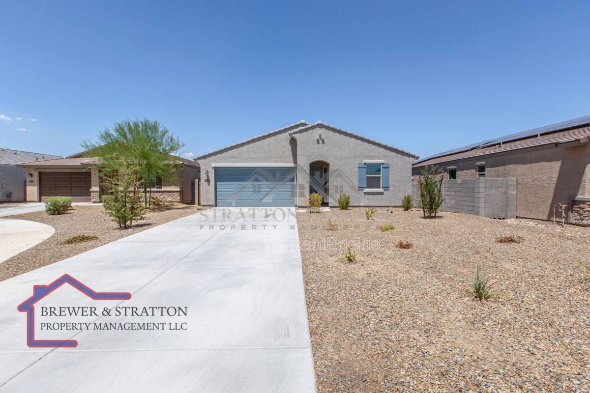 House for rent at 12660 W State Court, Glendale, AZ 85307