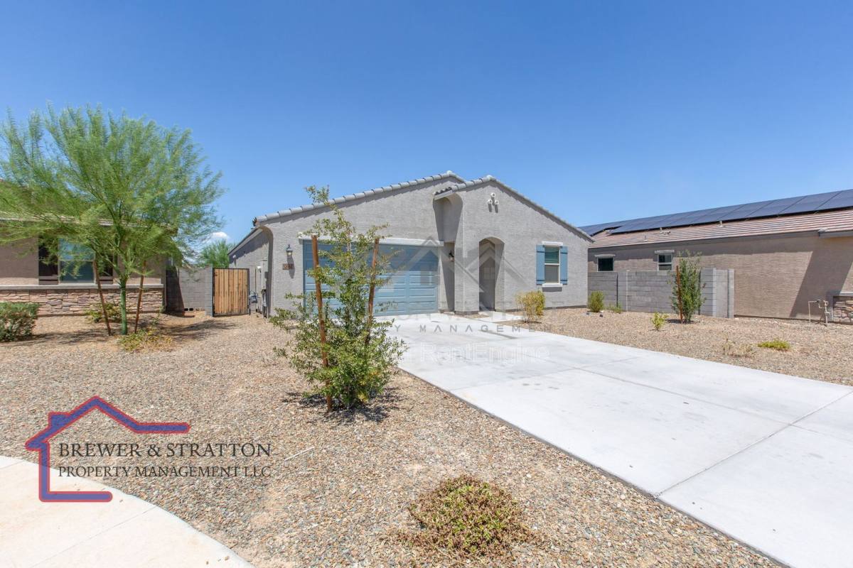 House for rent at 12660 W State Court, Glendale, AZ 85307