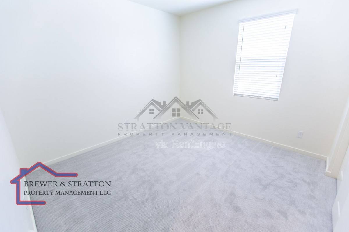 House for rent at 12660 W State Court, Glendale, AZ 85307