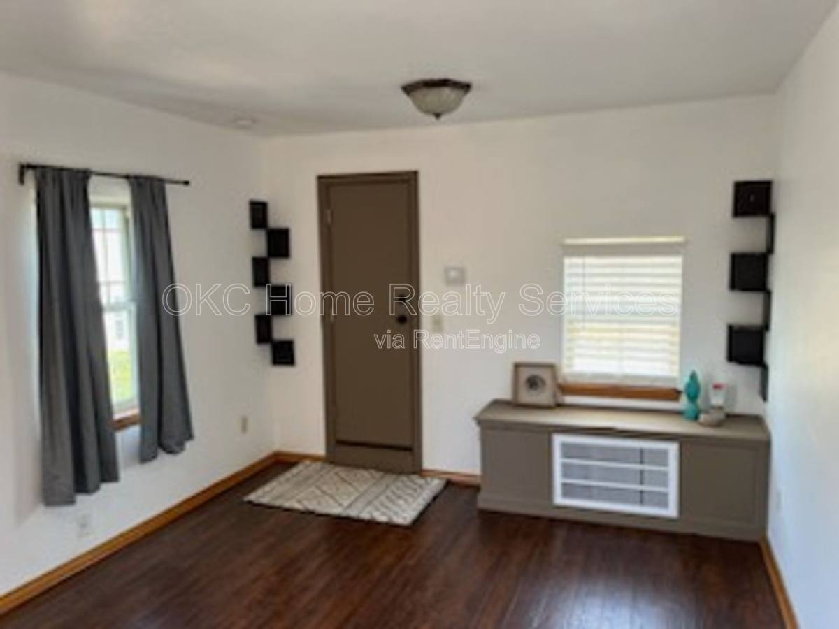 Apartment for rent at 1304 NW 10th St #B, Oklahoma City, OK 73106