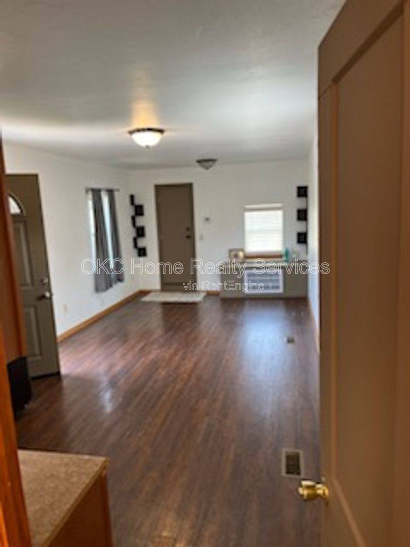 Apartment for rent at 1304 NW 10th St #B, Oklahoma City, OK 73106
