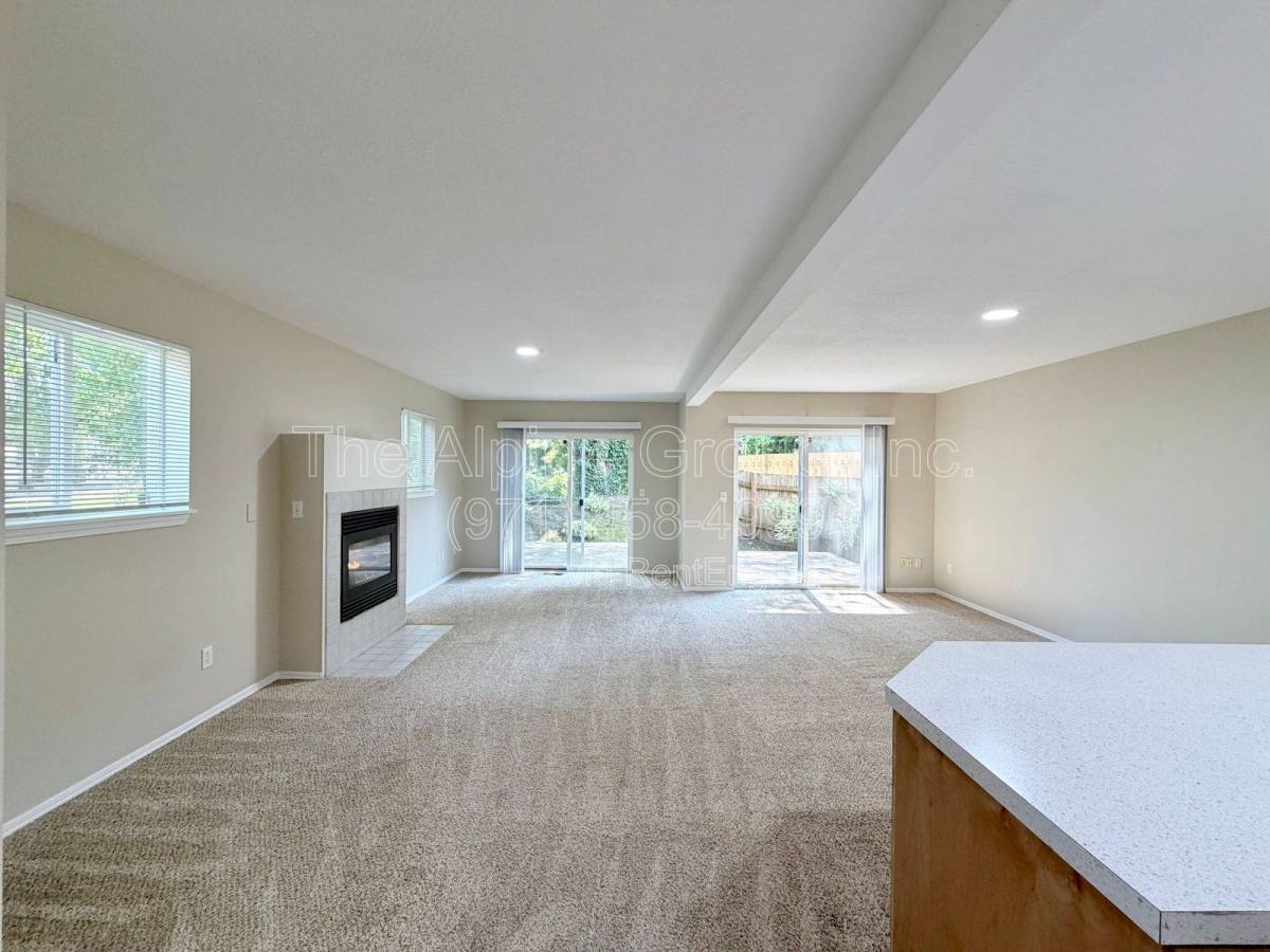 Townhouse for rent at 3986 SW Pinewood Way, Beaverton, OR 97078
