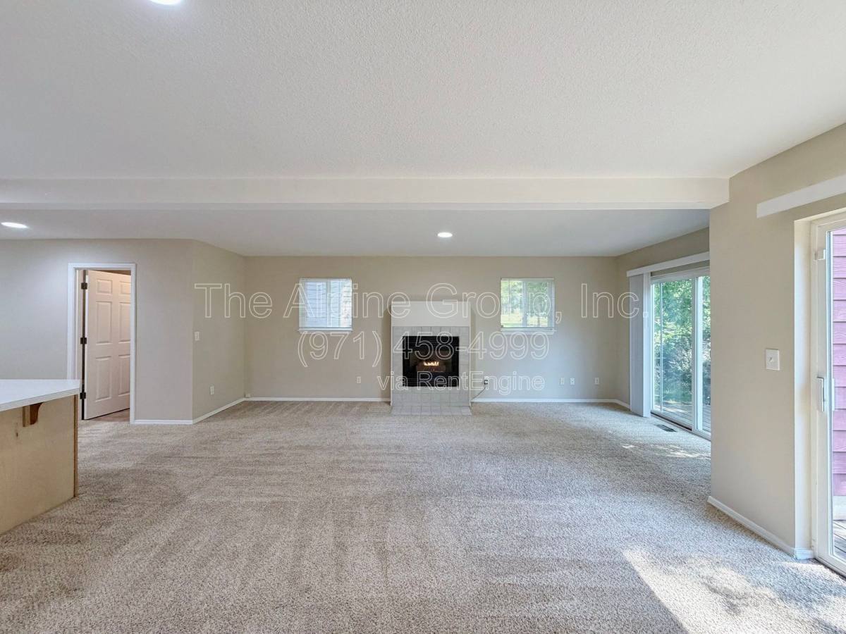 Townhouse for rent at 3986 SW Pinewood Way, Beaverton, OR 97078