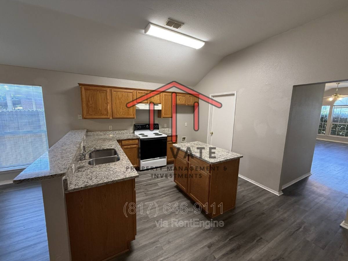 House for rent at 10524 Aransas Dr, Fort Worth, TX 76131