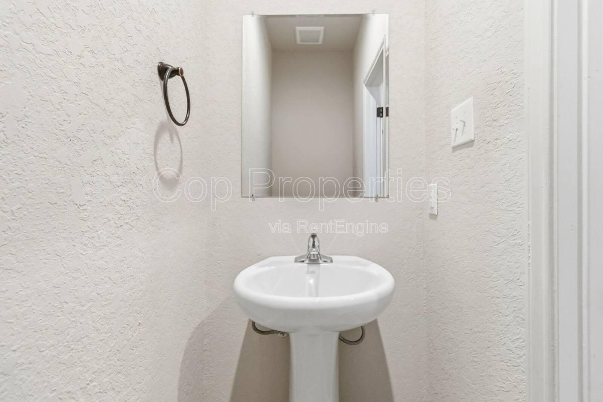 Apartment for rent at 7105 Micayla Cove #104, San Antonio, TX 78244