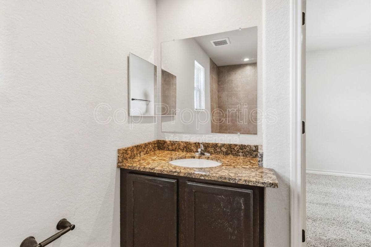 Apartment for rent at 7105 Micayla Cove #104, San Antonio, TX 78244