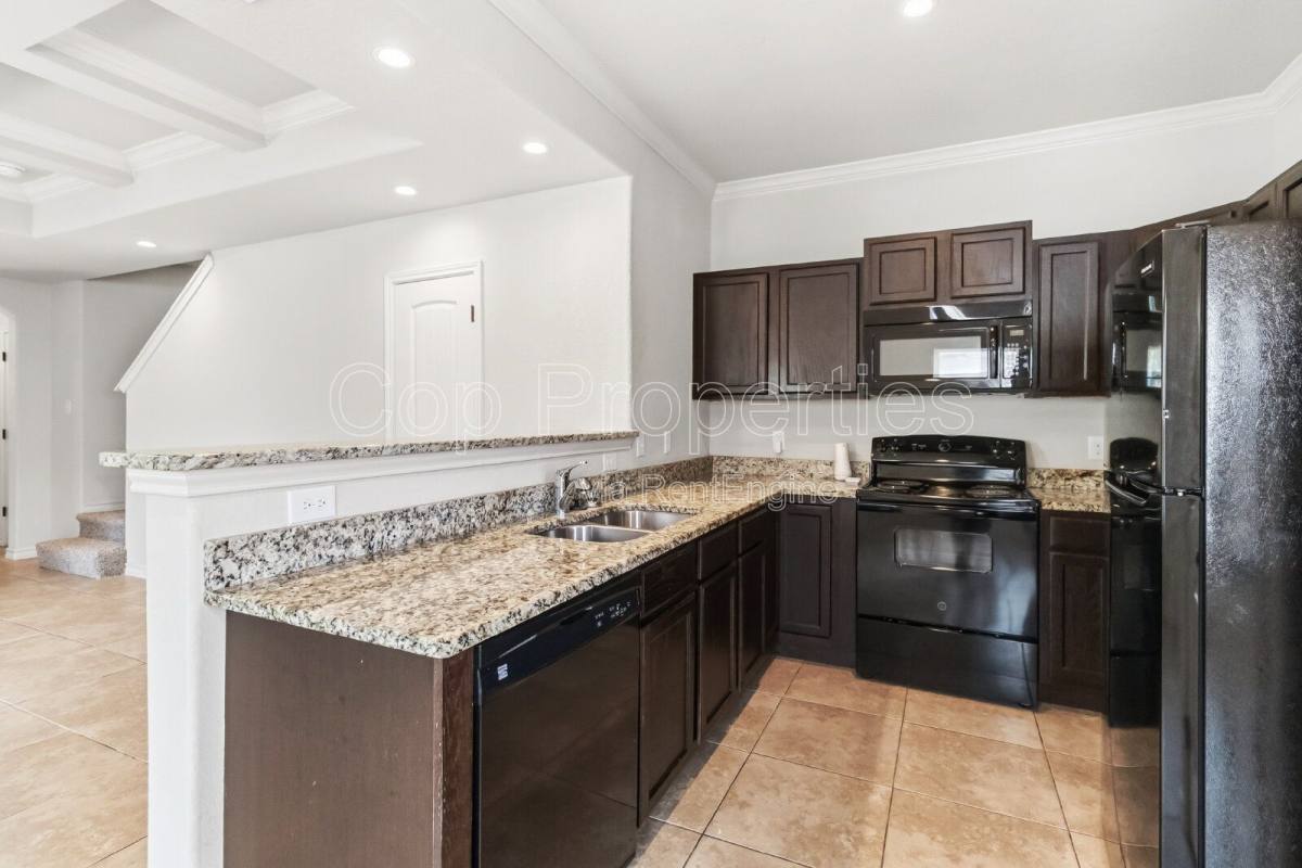 Apartment for rent at 7105 Micayla Cove #104, San Antonio, TX 78244
