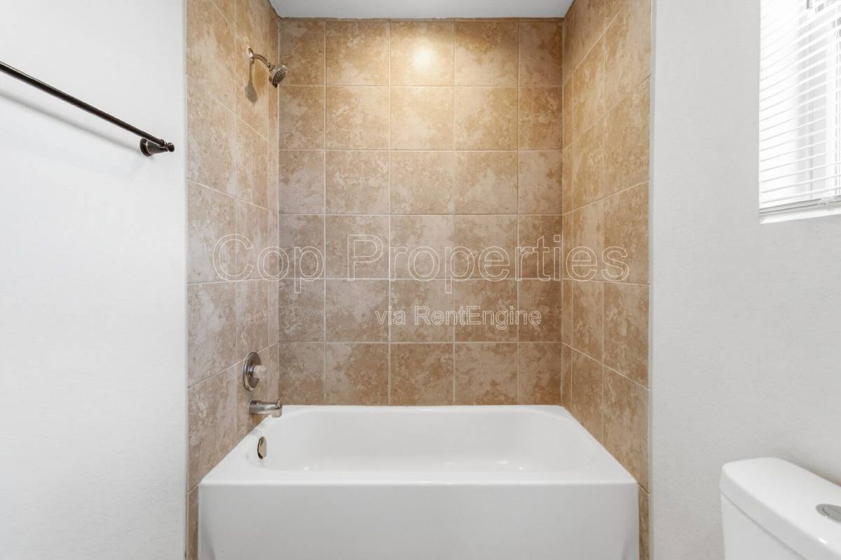 Apartment for rent at 7105 Micayla Cove #104, San Antonio, TX 78244