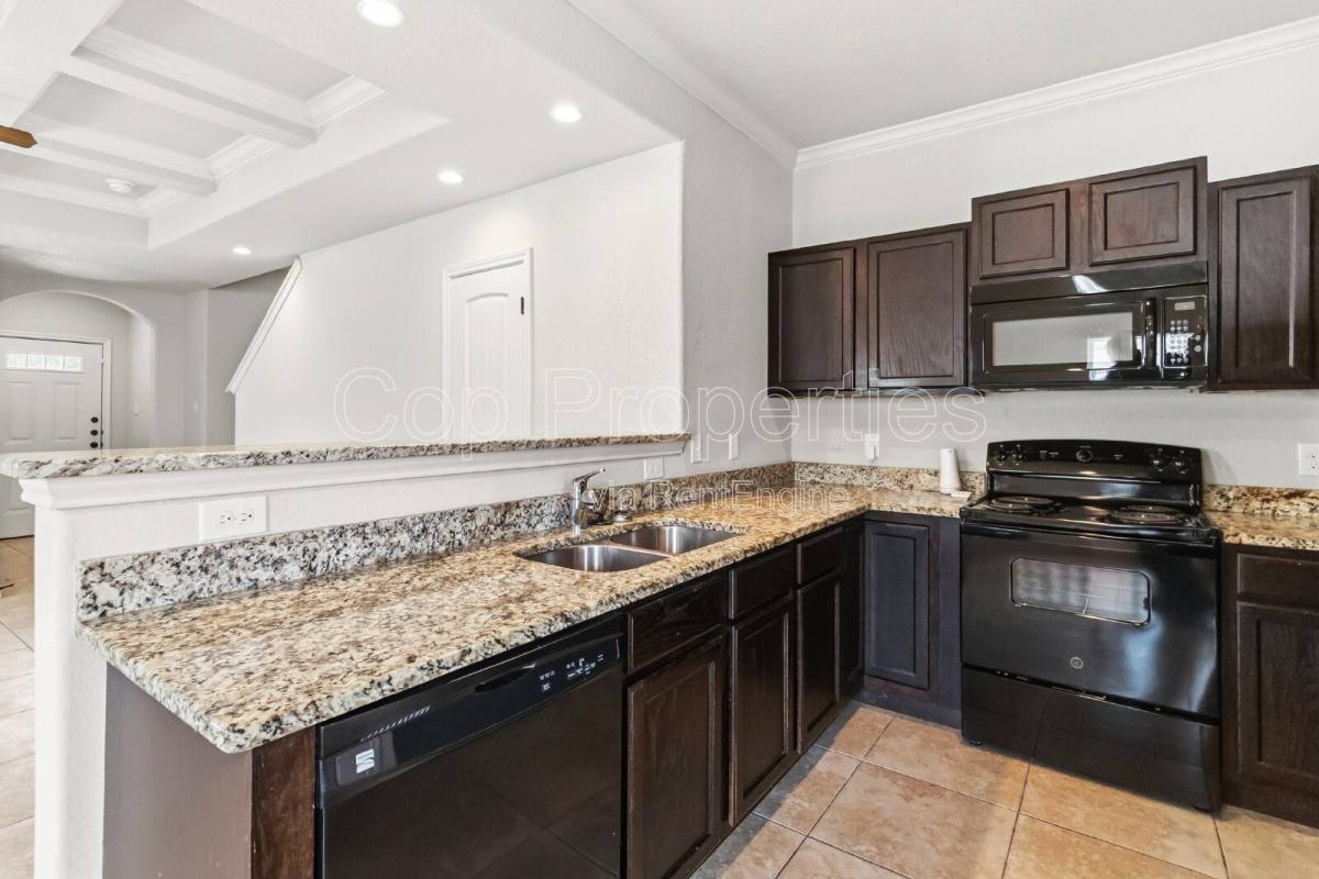 Apartment for rent at 7105 Micayla Cove #104, San Antonio, TX 78244