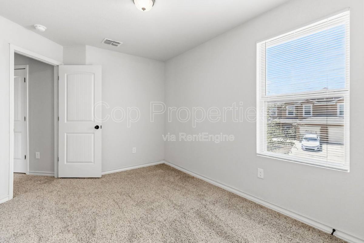 Apartment for rent at 7105 Micayla Cove #104, San Antonio, TX 78244