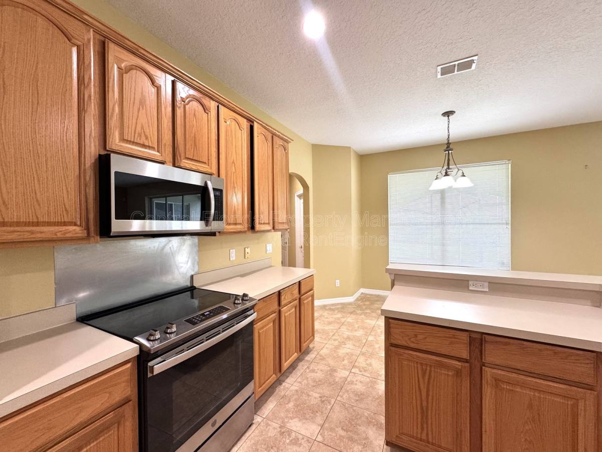 House for rent at 10118 Shortwood Lane, Orlando, FL 32836