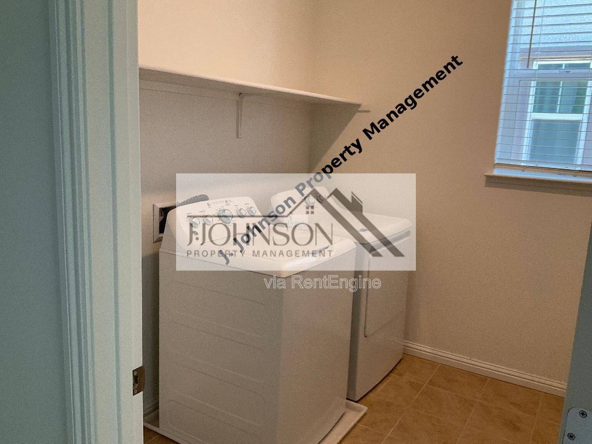 House for rent at 2717 Rabbit Hollow Dr, Lathrop, CA 95330
