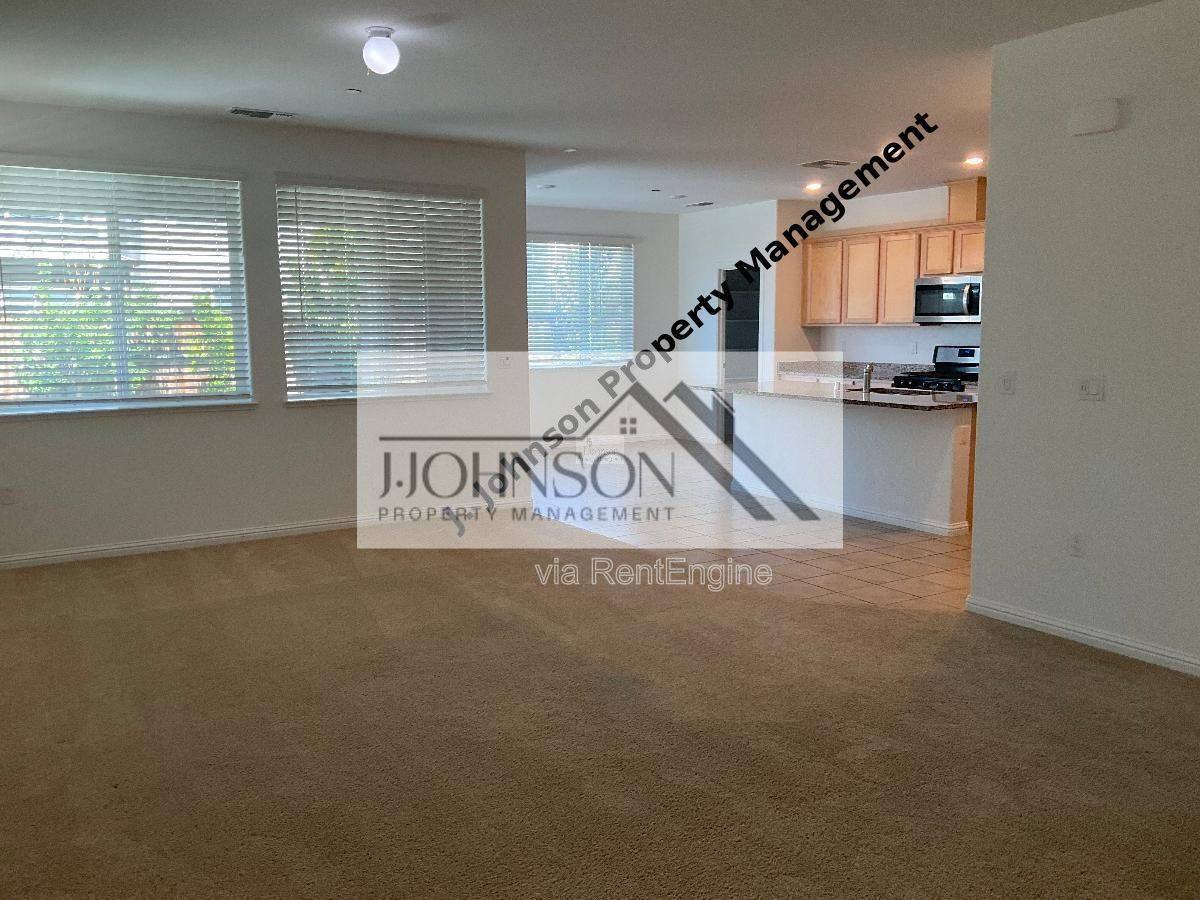 House for rent at 2717 Rabbit Hollow Dr, Lathrop, CA 95330