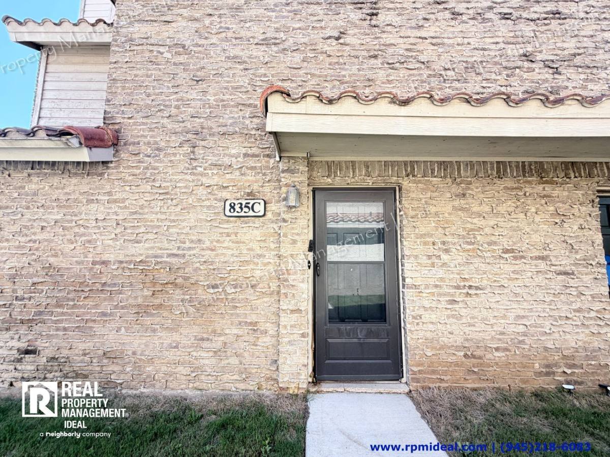 Apartment for rent at 835 Dublin Dr #835C, Richardson, TX 75080