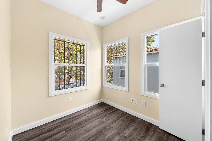 Apartment for rent at 1050 57th St #25, Los Angeles, CA 90037