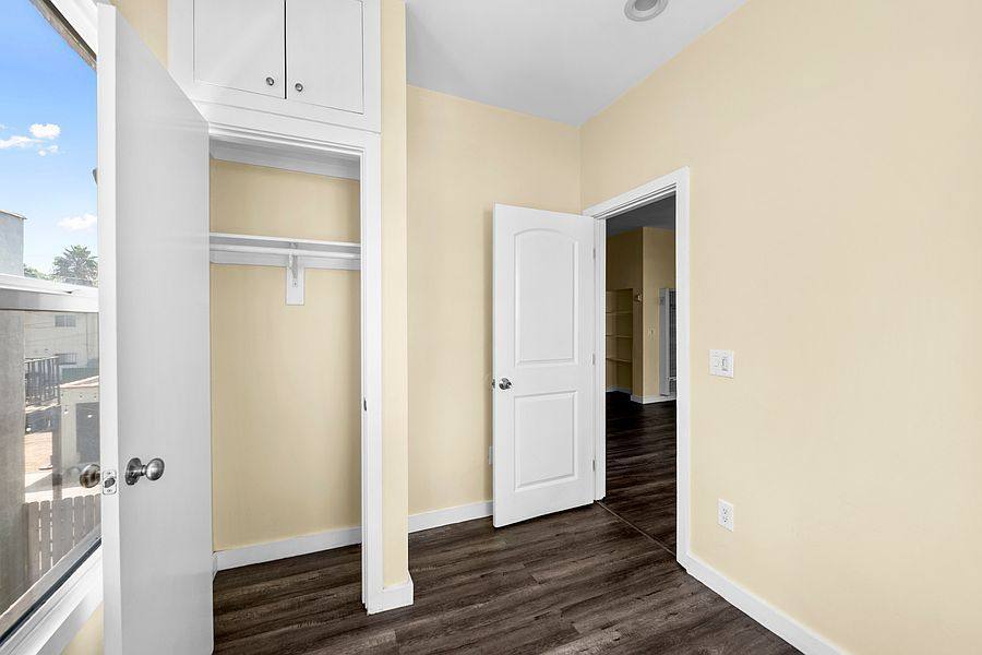 Apartment for rent at 1050 57th St #25, Los Angeles, CA 90037